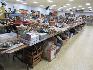 Auctioneer 2 Sale Set Up pics 02