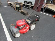 082226auc2pic002