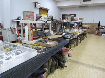 Auctioneer 2 Sale Set Up pics 02