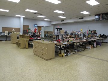 Auctioneer 2 Sale Set Up pics01