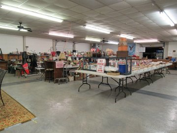 Auctioneer 2 Sale Set Up pictures
