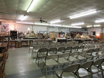 Auctioneer 1 Sale Set Up pics01