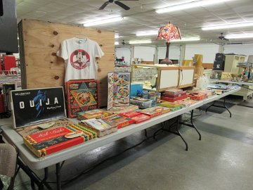 Auctioneer 1 Sale Set Up pics02