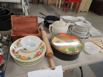 Auctioneer 3 Sale Set Up pics02